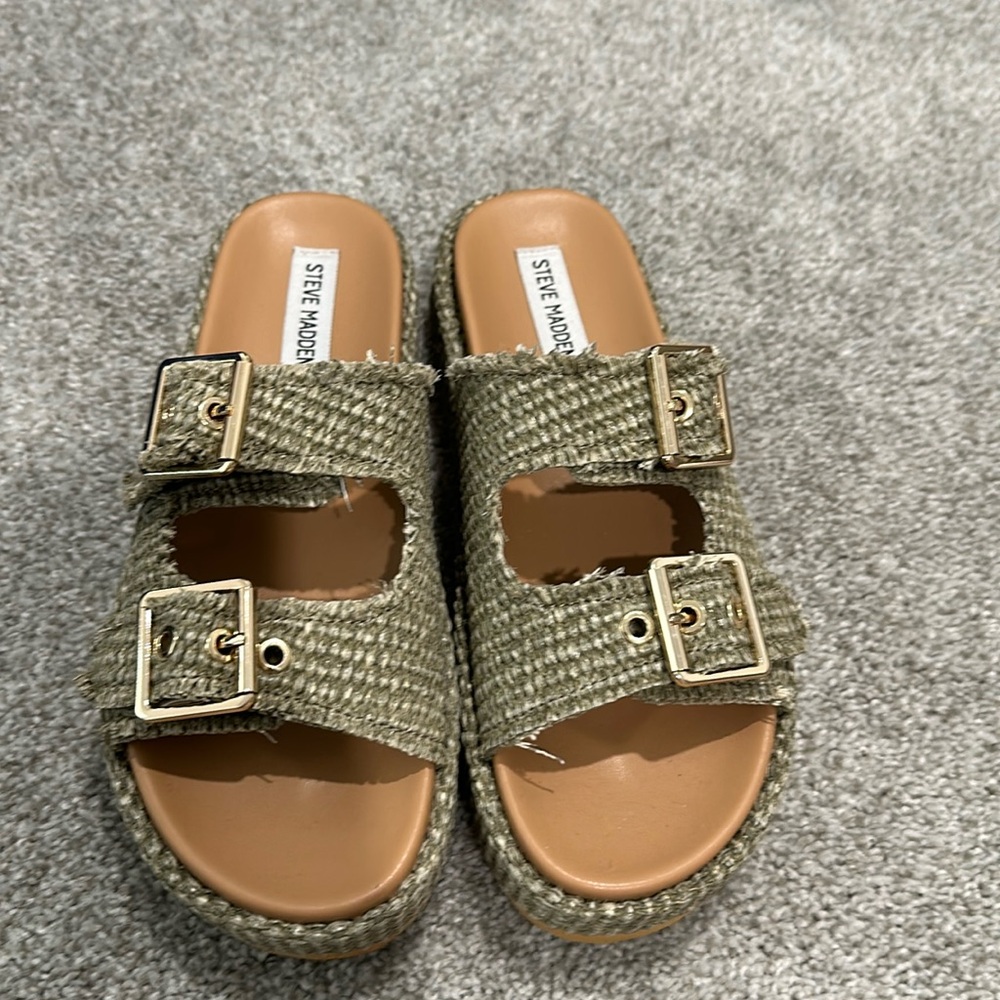 Steve Madden Olive Green Buckle Sandals